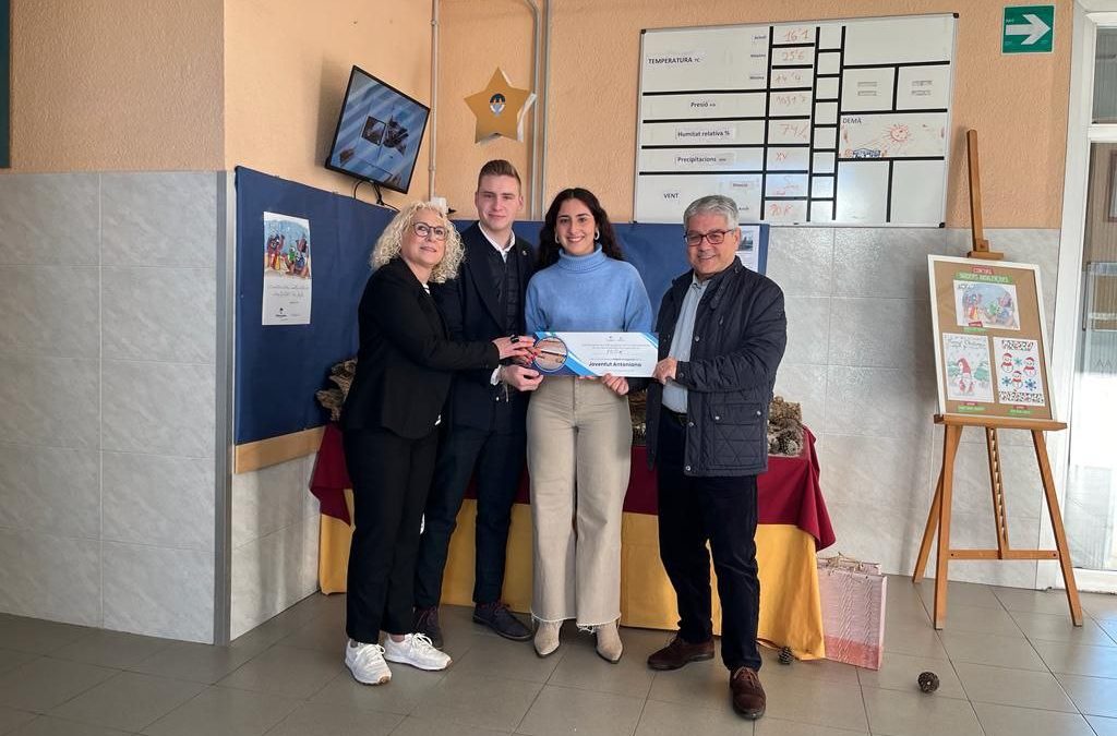 DONACIÓ DEL GRUP SOLIDARI A LA JOVENTUT ANTONIANA